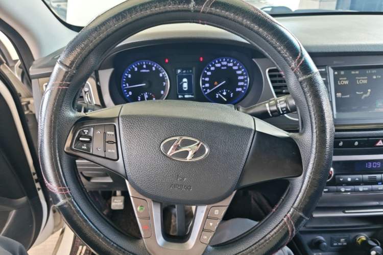 Used Hyundai Mistra 2016 1.8L Automatic Smart GLS Steering Wheel