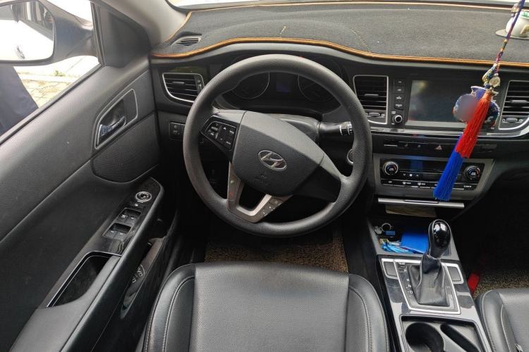 Used Hyundai Mistra 2016 1.8L Automatic Smart GLS Steering Wheel