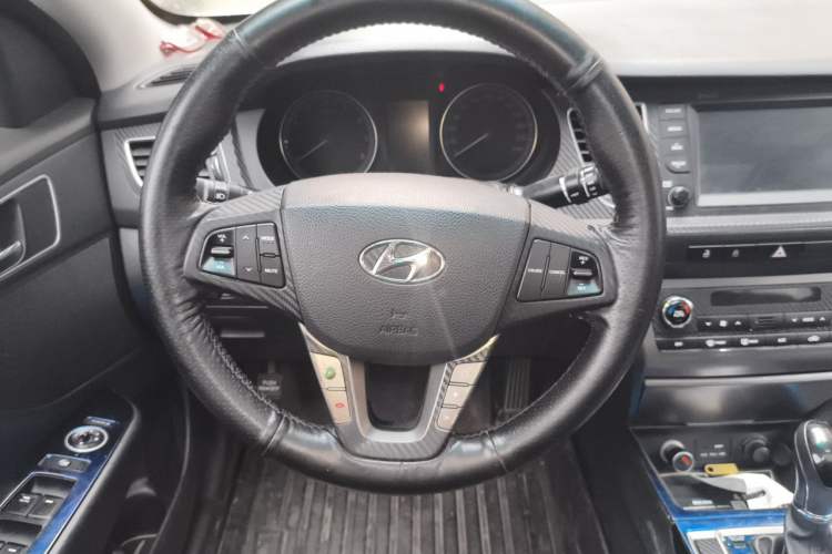 Used Hyundai Mistra 2016 1.8L Automatic Deluxe DLX Model Steering Wheel