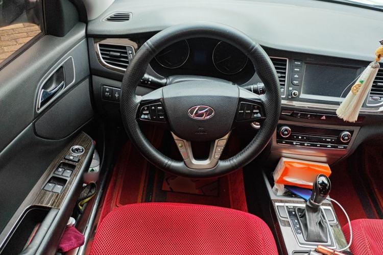 Used Hyundai Mistra 2016 1.6T Automatic Smart GLS Steering Wheel
