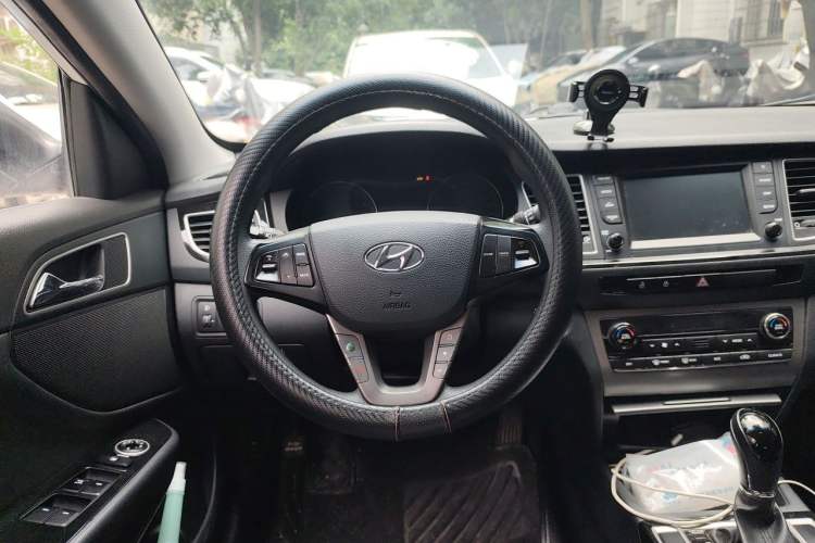 Used Hyundai Mistra 2016 1.8L Automatic Comfort GL Model Steering Wheel