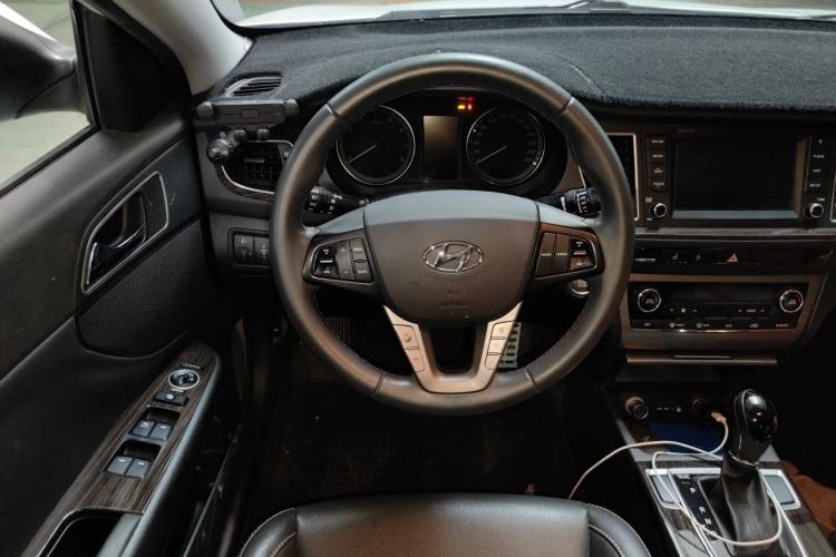 Used Hyundai Mistra 2016 1.6T Automatic Flagship TOP Model Steering Wheel