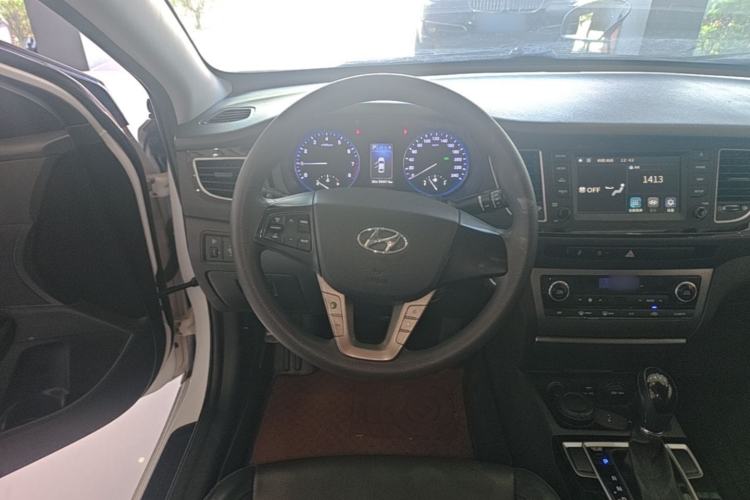 Used Hyundai Mistra 2016 1.8L Automatic Smart GLS Steering Wheel