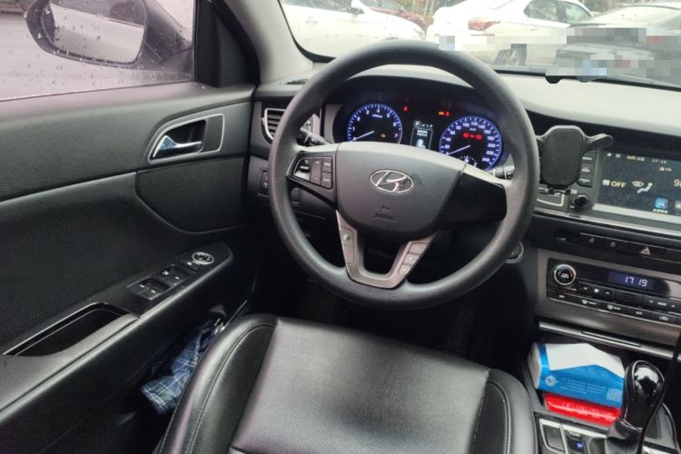 Used Hyundai Mistra 2016 1.8L Automatic Smart GLS Steering Wheel