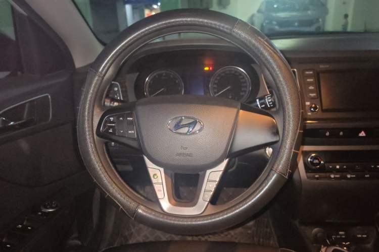 Used Hyundai Mistra 2016 1.6T Automatic Smart GLS Steering Wheel
