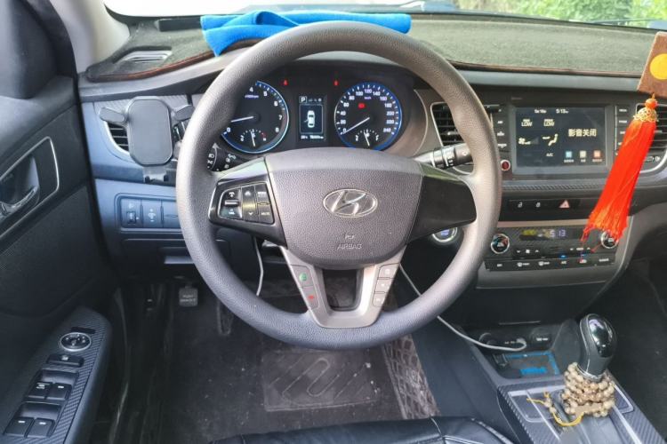 Used Hyundai Mistra 2016 1.8L Automatic Smart GLS Steering Wheel