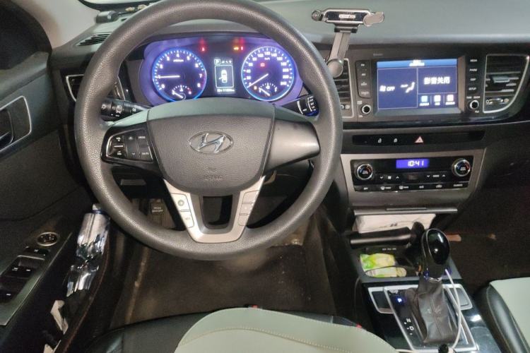 Used Hyundai Mistra 2016 1.8L Automatic Smart GLS Steering Wheel