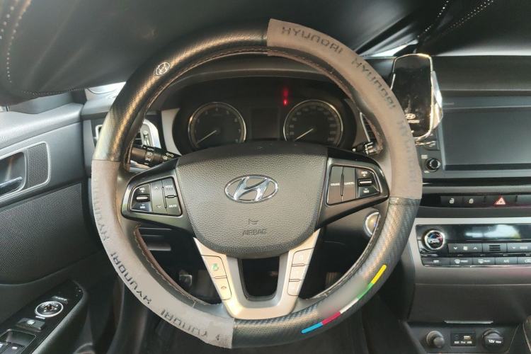 Used Hyundai Mistra 2016 1.8L Automatic Deluxe DLX Model Steering Wheel