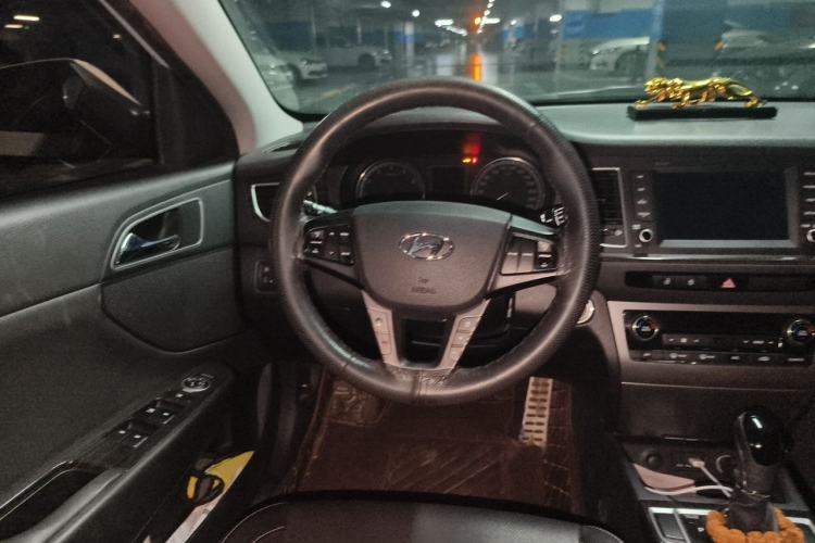 Used Hyundai Mistra 2016 1.6T Automatic Flagship TOP Model Steering Wheel
