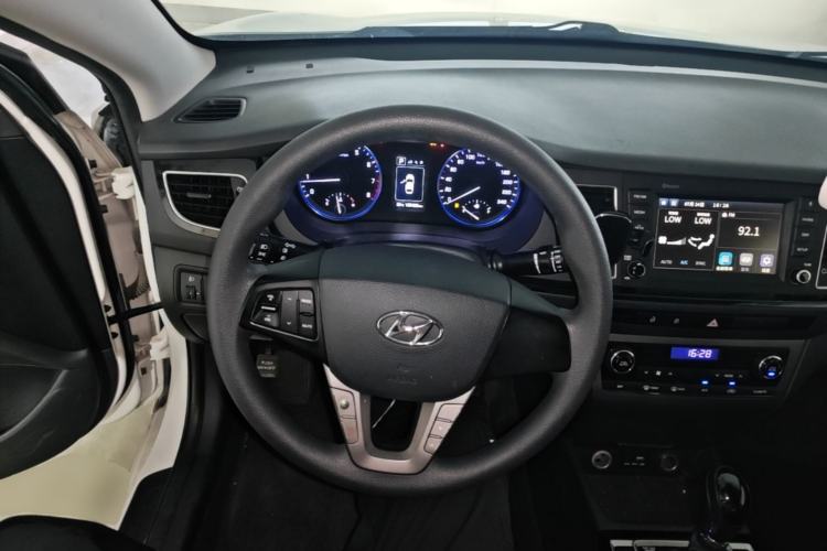 Used Hyundai Mistra 2016 1.8L Automatic Smart GLS Steering Wheel