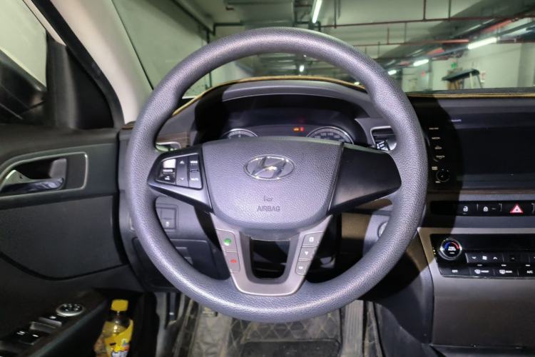 Used Hyundai Mistra 2016 1.6T Automatic Smart GLS Steering Wheel