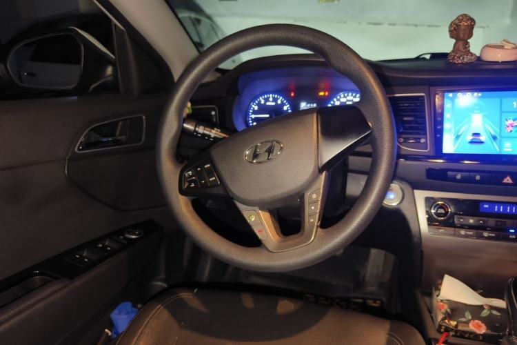 Used Hyundai Mistra 2016 1.8L Automatic Smart GLS Steering Wheel