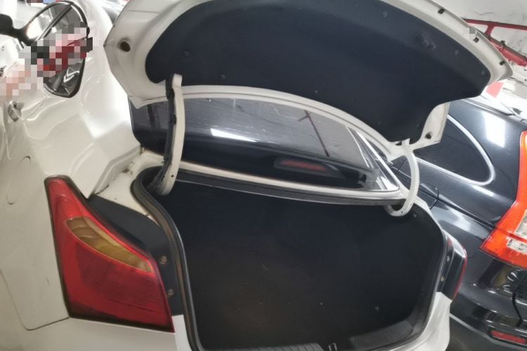 Used Hyundai Mistra 2016 1.6T Automatic Smart GLS Trunk