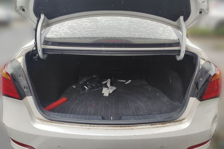 Used Hyundai Mistra 2016 1.6T Automatic Smart GLS Trunk