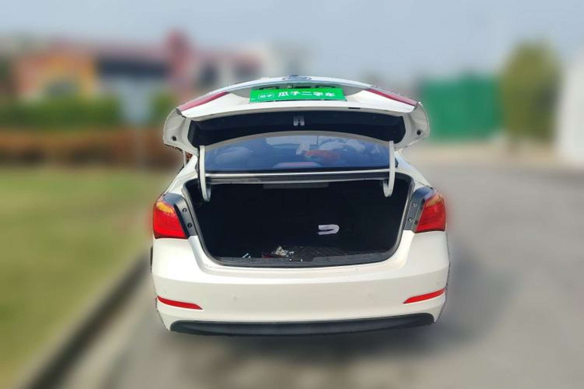 Used Hyundai Mistra 2016 1.8L Automatic Smart GLS Trunk