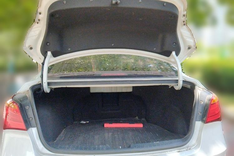 Used Hyundai Mistra 2016 1.6T Automatic Smart GLS Trunk