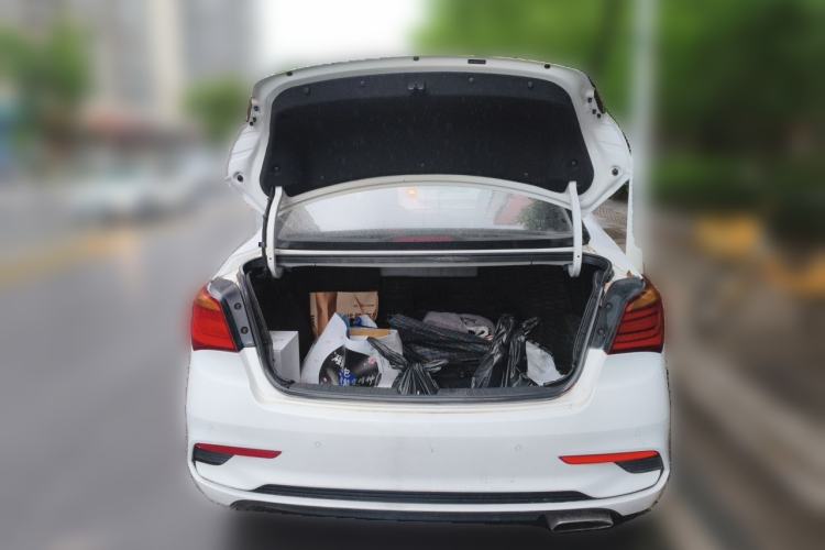 Used Hyundai Mistra 2016 1.8L Automatic Deluxe DLX Model Trunk