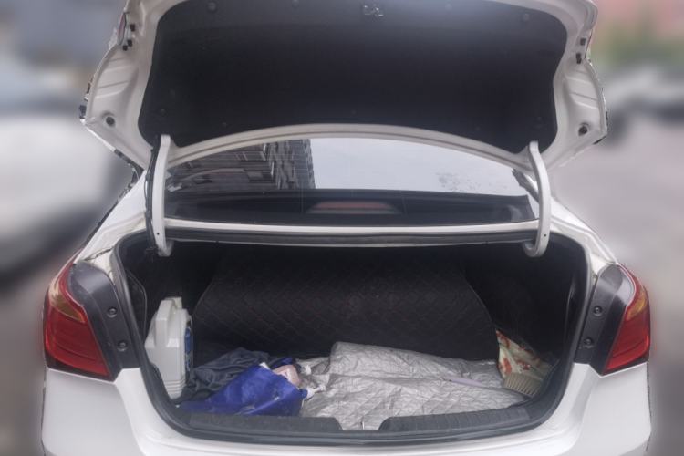 Used Hyundai Mistra 2016 1.8L Automatic Smart GLS Trunk