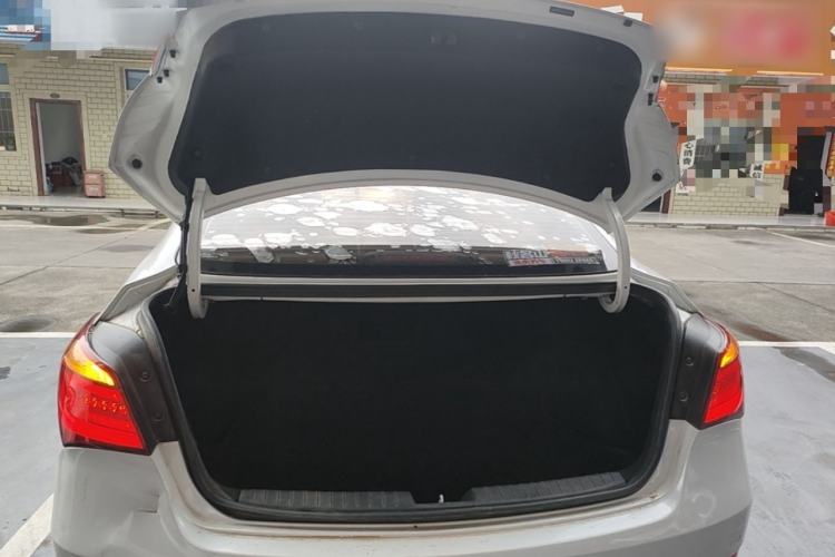 Used Hyundai Mistra 2016 1.6T Automatic Flagship TOP Model Trunk