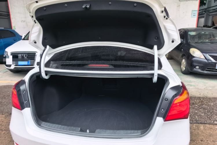 Used Hyundai Mistra 2016 1.8L Automatic Smart GLS Trunk