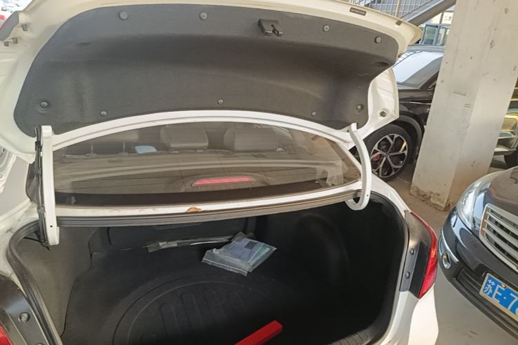Used Hyundai Mistra 2016 1.8L Automatic Smart GLS Trunk