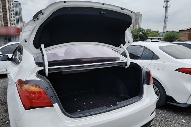 Used Hyundai Mistra 2016 1.6T Automatic Smart GLS Trunk