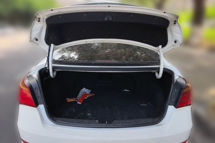Used Hyundai Mistra 2016 1.8L Automatic Deluxe DLX Model Trunk