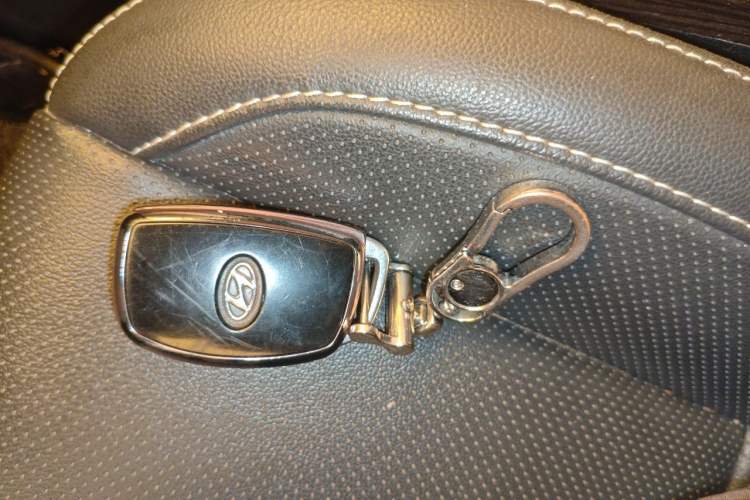 Used Hyundai Mistra 2016 1.6T Automatic Smart GLS Vehicle Key