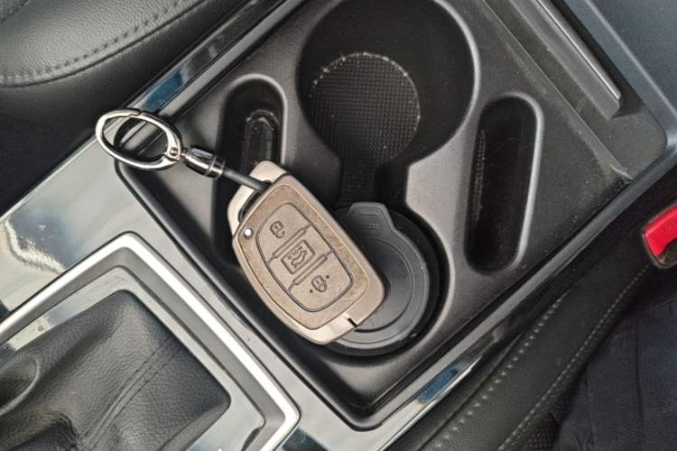 Used Hyundai Mistra 2016 1.8L Automatic Smart GLS Vehicle Key