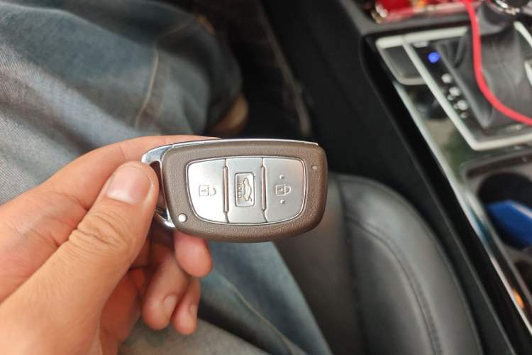 Used Hyundai Mistra 2016 1.8L Automatic Deluxe DLX Model Vehicle Key
