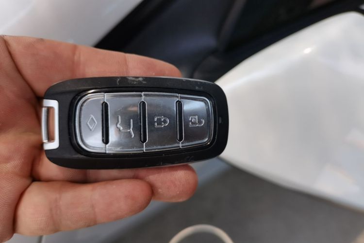 Used Hyundai Mistra 2016 1.8L Automatic Smart GLS Vehicle Key