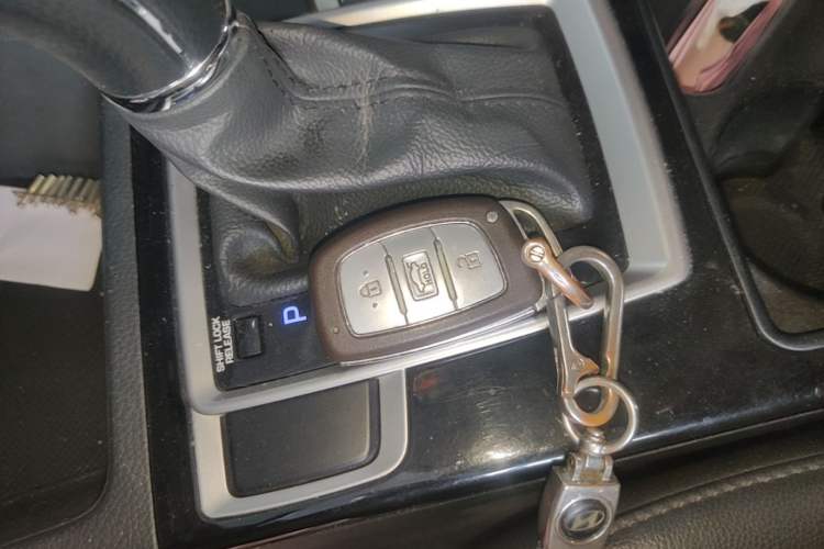 Used Hyundai Mistra 2016 1.8L Automatic Smart GLS Vehicle Key