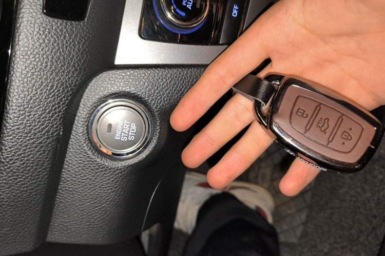 Used Hyundai Mistra 2016 1.8L Automatic Deluxe DLX Model Vehicle Key