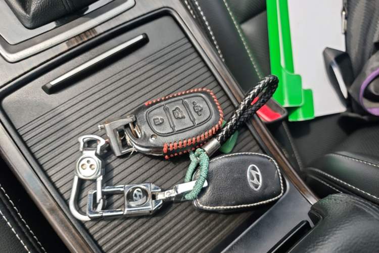 Used Hyundai Mistra 2016 1.6T Automatic Smart GLS Vehicle Key