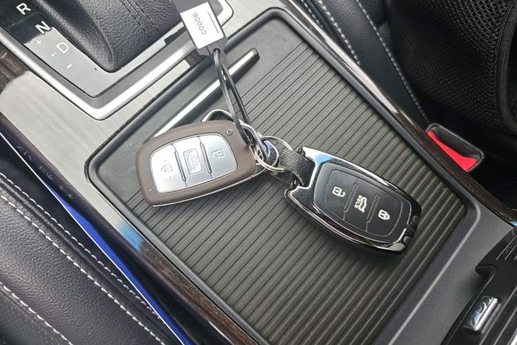 Used Hyundai Mistra 2016 1.6T Automatic Flagship TOP Model Vehicle Key