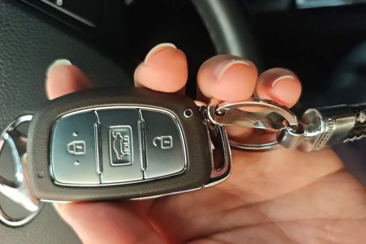 Used Hyundai Mistra 2016 1.8L Automatic Deluxe DLX Model Vehicle Key