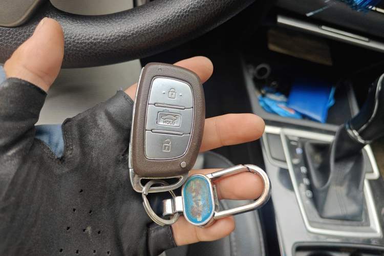Used Hyundai Mistra 2016 1.8L Automatic Smart GLS Vehicle Key