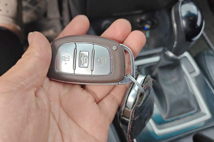 Used Hyundai Mistra 2016 1.8L Automatic Deluxe DLX Model Vehicle Key