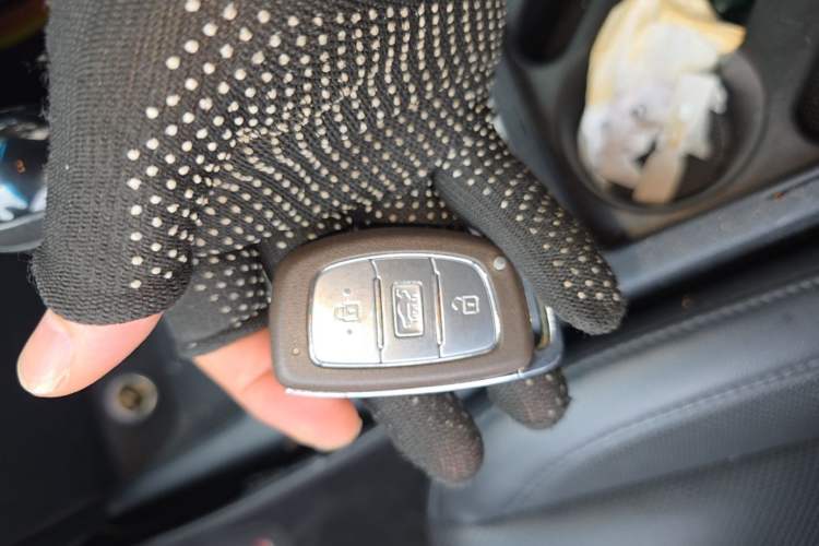 Used Hyundai Mistra 2016 1.8L Automatic Deluxe DLX Model Vehicle Key