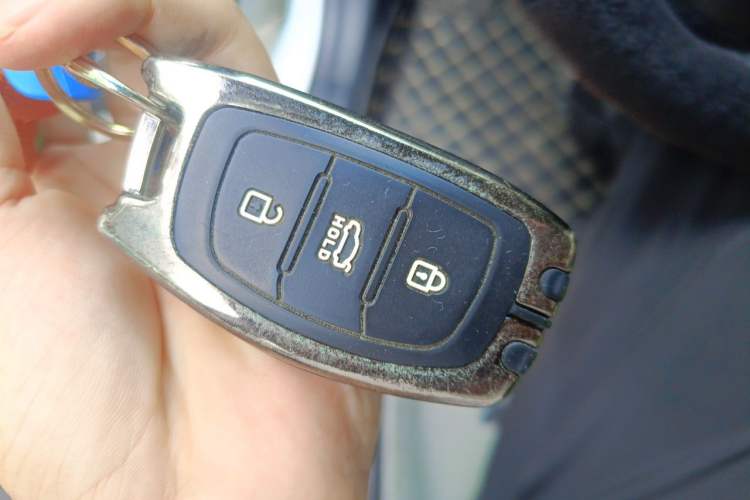 Used Hyundai Mistra 2016 1.8L Automatic Smart GLS Vehicle Key