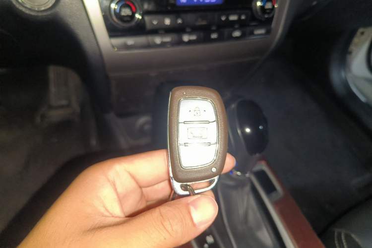 Used Hyundai Mistra 2016 1.6T Automatic Smart GLS Vehicle Key