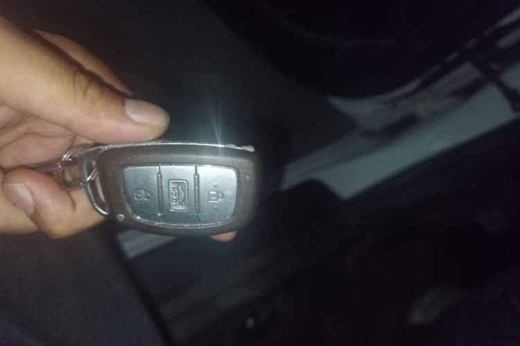 Used Hyundai Mistra 2016 1.8L Automatic Smart GLS Vehicle Key