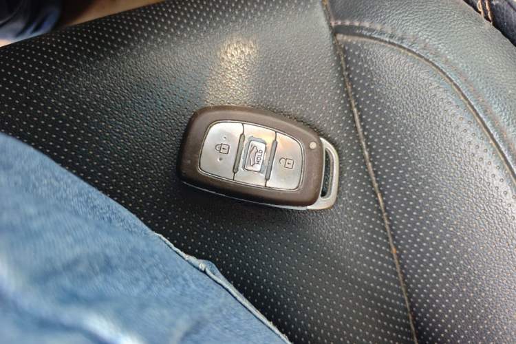Used Hyundai Mistra 2016 1.8L Automatic Smart GLS Vehicle Key
