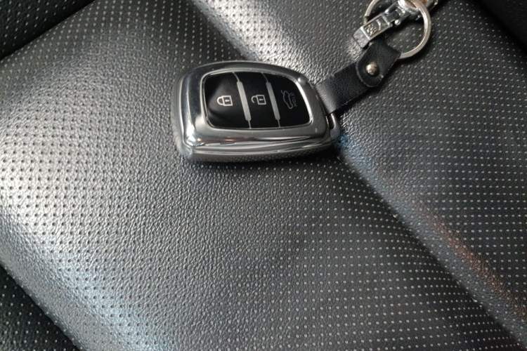 Used Hyundai Mistra 2016 1.6T Automatic Smart GLS Vehicle Key
