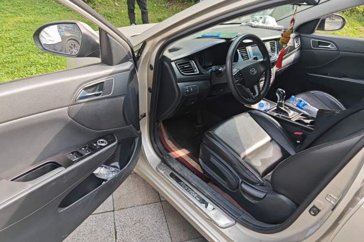 Used Hyundai Mistra 2016 1.8L Automatic Smart GLS Driver Seat