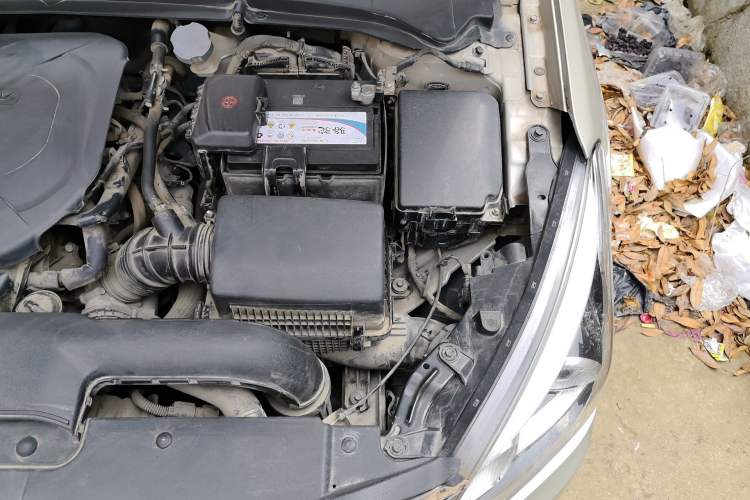 Used Hyundai Mistra 2016 1.8L Automatic Deluxe DLX Model Engine Bay Left