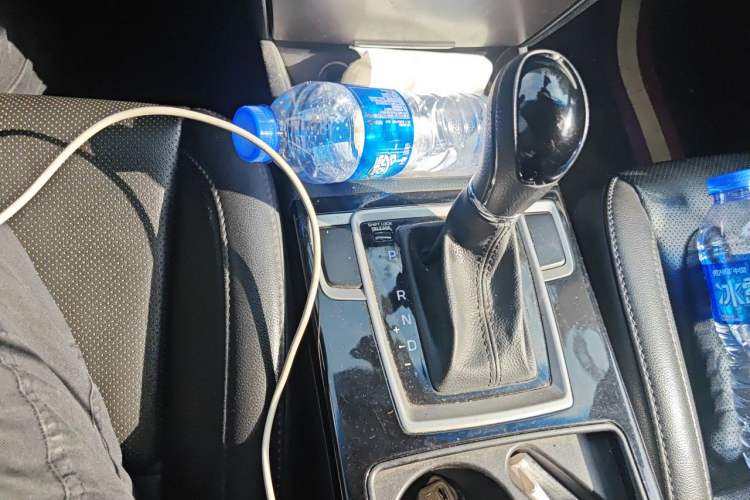 Used Hyundai Mistra 2016 1.8L Automatic Smart GLS Gear Lever