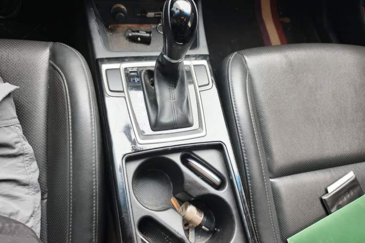 Used Hyundai Mistra 2016 1.8L Automatic Smart GLS Gear Lever