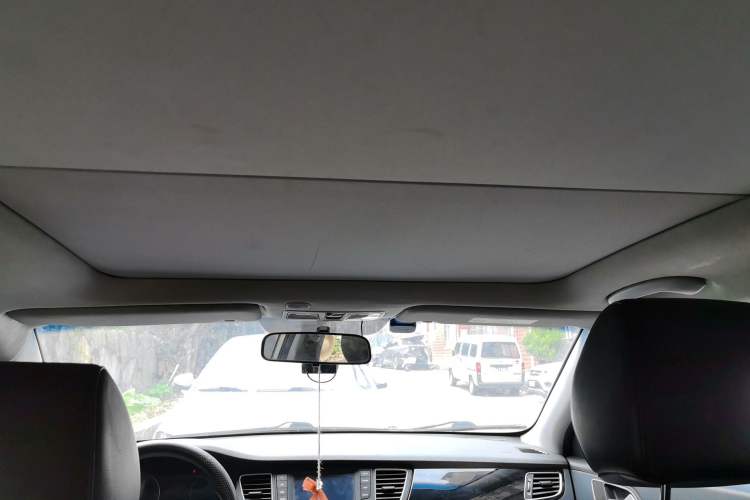 Used Hyundai Mistra 2016 1.8L Automatic Deluxe DLX Model Headliner