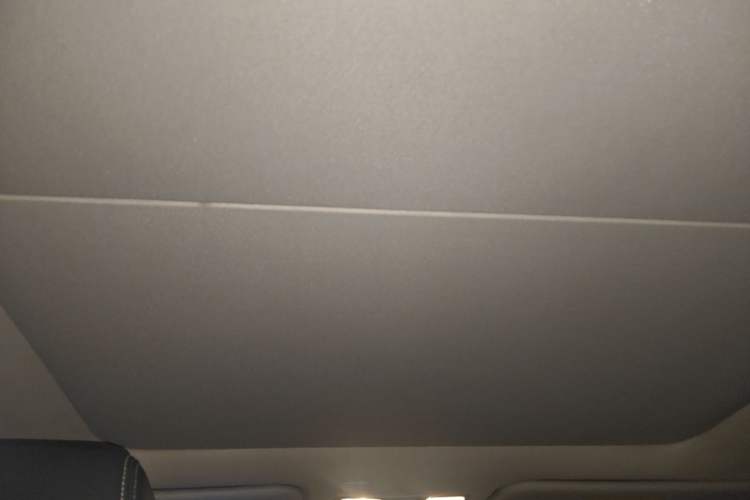 Used Hyundai Mistra 2016 1.6T Automatic Smart GLS Headliner